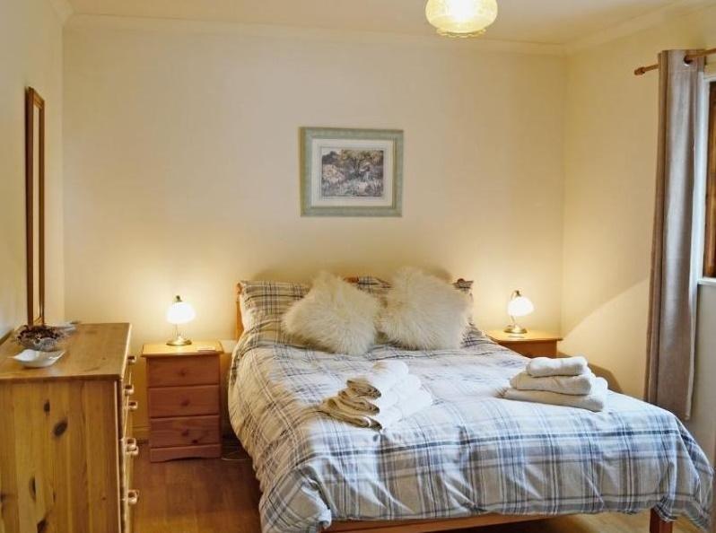 Rowan Cottage Каслтаун Экстерьер фото